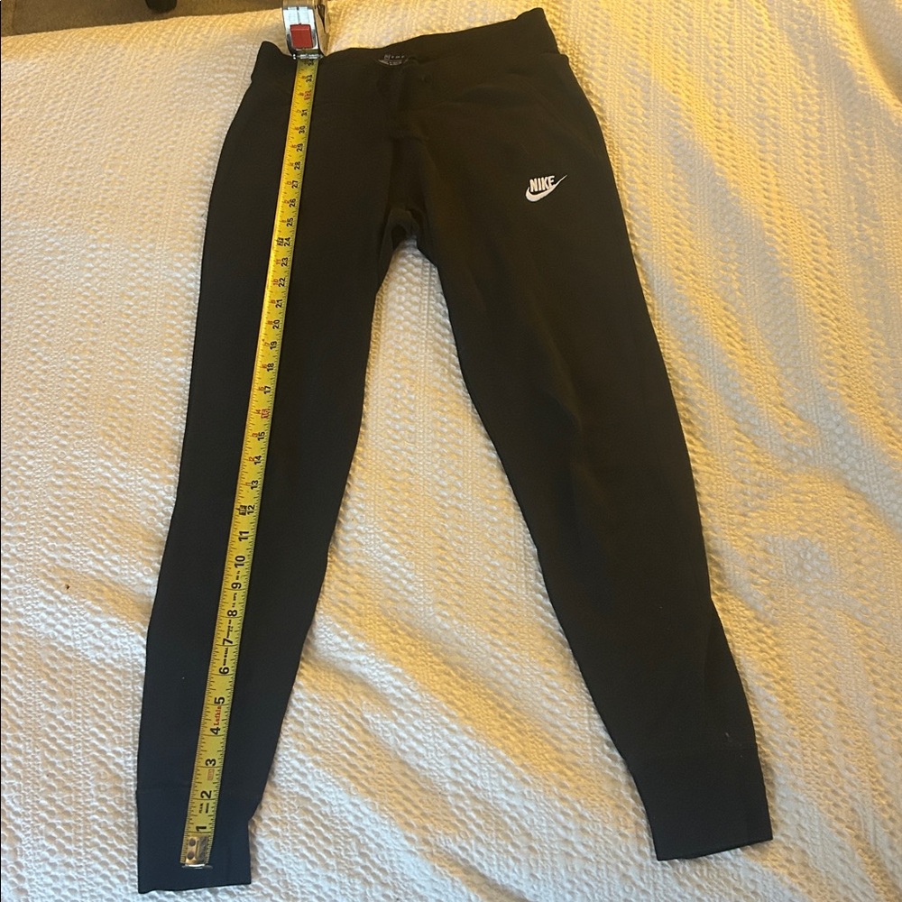 Nike Women’s Black Sweatpants